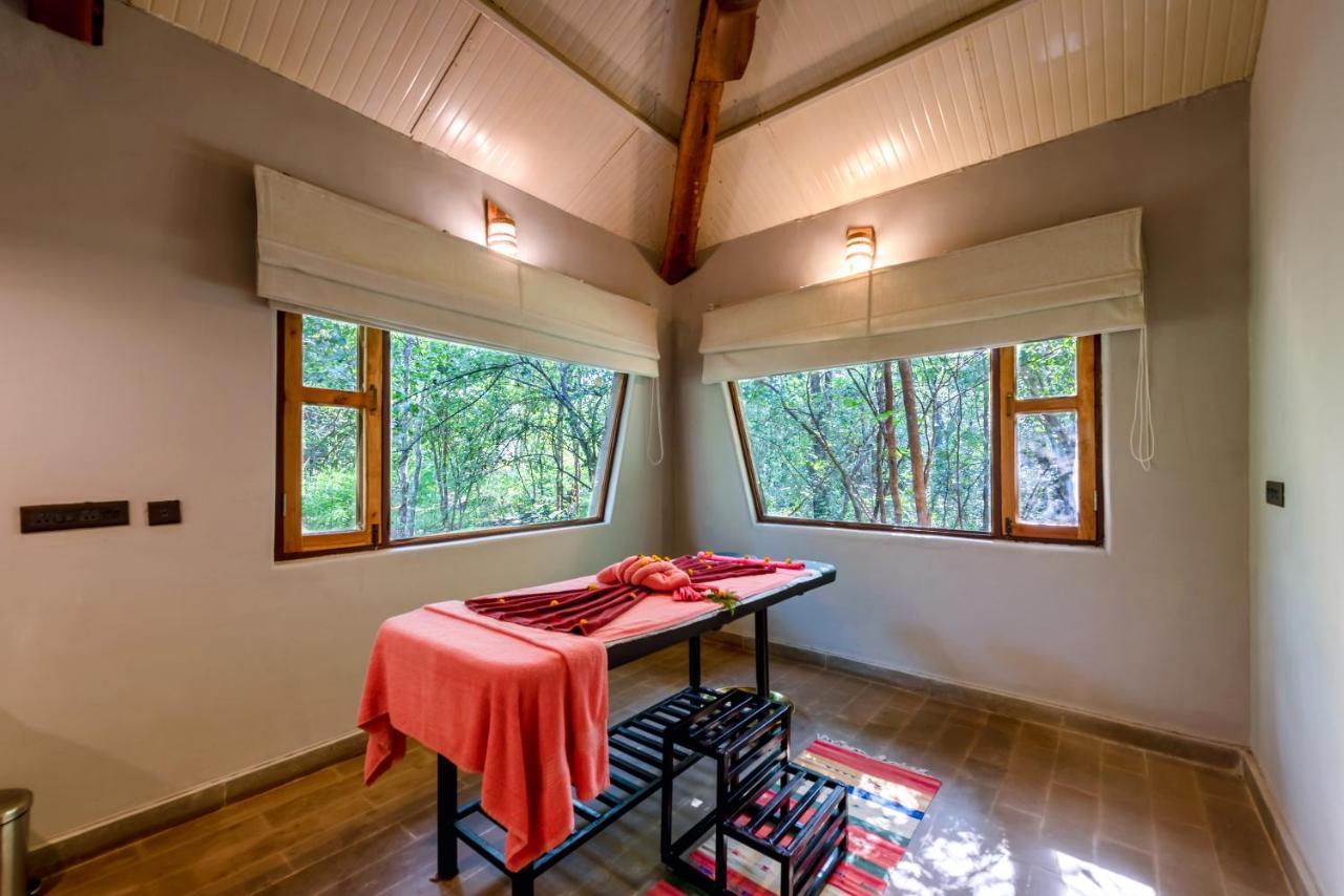 Kanha Jungle Camp Exterior foto