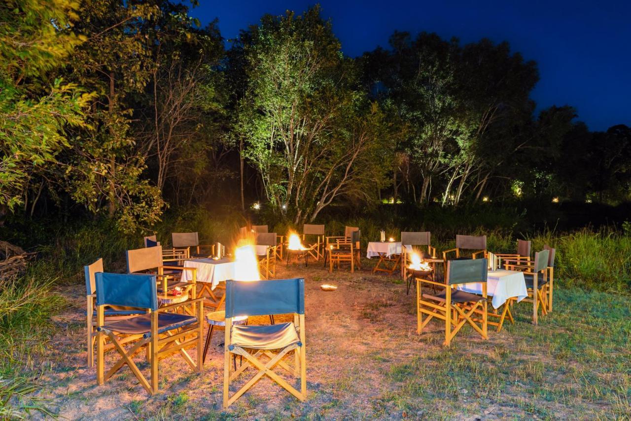Kanha Jungle Camp Exterior foto